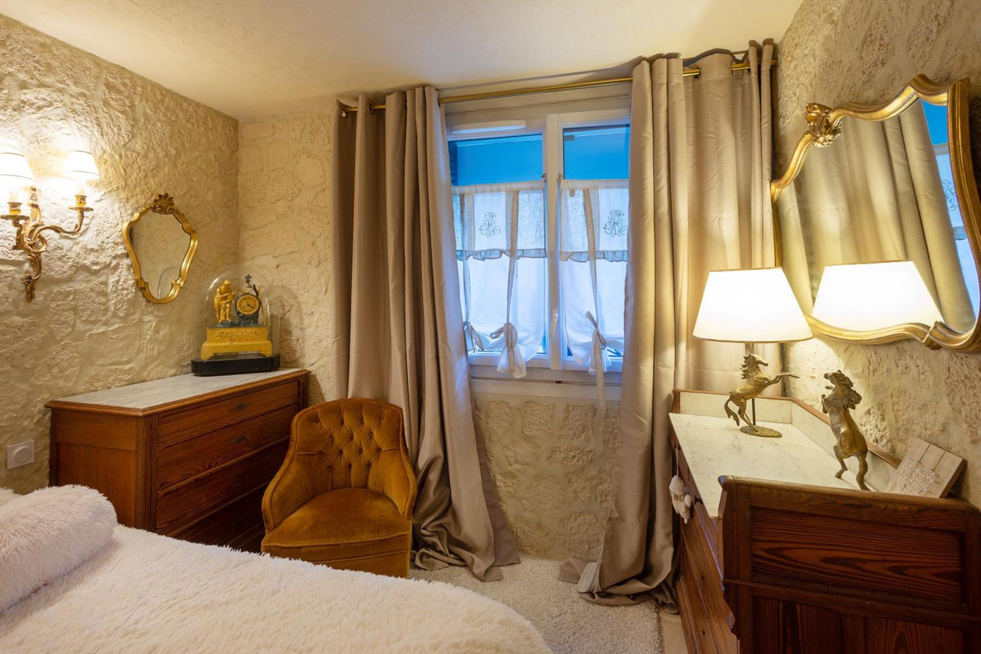 Hotel Boutique Saint-Louis Lisieux Kültér fotó