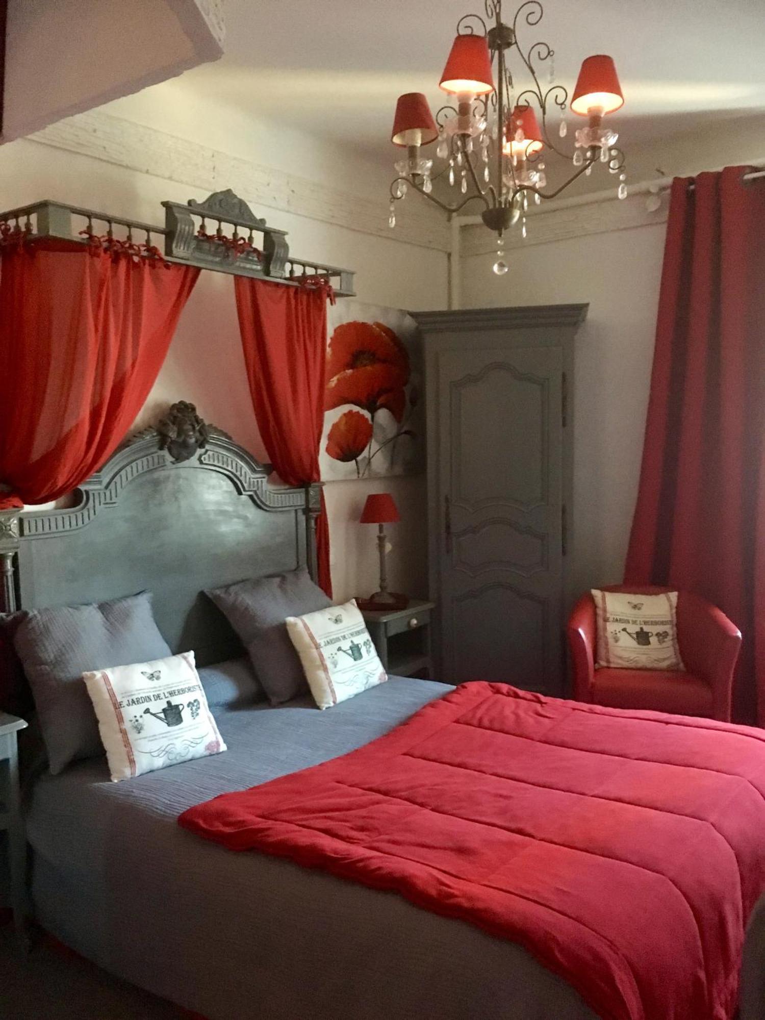 Hotel Boutique Saint-Louis Lisieux Kültér fotó