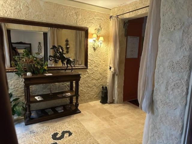 Hotel Boutique Saint-Louis Lisieux Kültér fotó